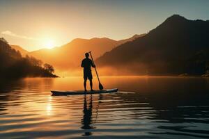 paddleboarder på lugn sjö på soluppgång bakgrund med tömma Plats för text foto