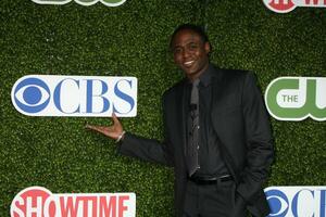 los angeles juli 28 wayne Brady ankommer på de 2010 cbs de cw showtime sommar Tryck Turné fest på de tält intilliggande till beverly hilton hotell på 28 juli 2010 i beverly kullar ca foto