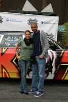 los angeles, okt 23 - eva longoria-parker, tony parker på de samling för barn med cancer asätare jaga 2010 på roosevelt hotell på oktober 23, 2010 i los angeles, ca foto