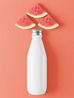 en flaska som används för att innehålla vattenmelonsaft med vattenmelon foto