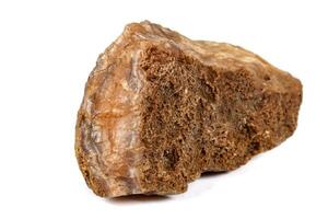 makro mineral sten agat brun på vit bakgrund foto
