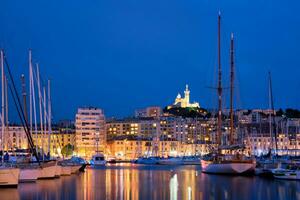 marseille gammal hamn i de natt. marseille, Frankrike foto