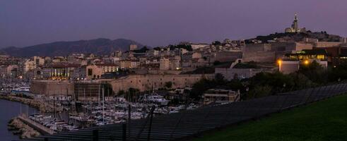 stad natt marseille i bouche du rhone foto