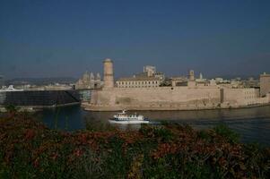 gammal hamn och fort av marseille foto