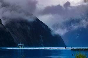 skön naturskön av milford ljud fjordland nationell parkera sydland nz foto