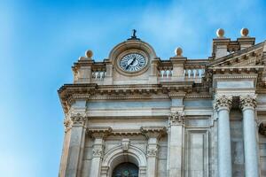 Fasad av kyrka av vår lady av radband, Pompei, Italien foto