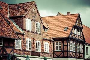 halv timrad traditionell hus i ribe Danmark foto