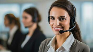 ai genererad headsetet kvinna leende telemarketing kommunicera receptionist företag kvinna mikrofon foto