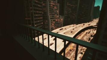 en stadsbild fångad från en balkong utsikt en livliga gata foto