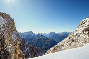 panorama- se av de känd toppar av de dolomiterna, belluno provins, dolomiti alperna, Italien foto