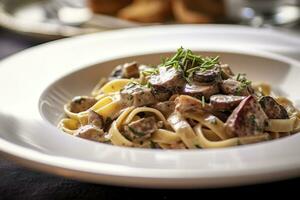 ai genererad tagliatelle med korv och porcini, pasta med korv och sommar cep svamp. generativ ai foto