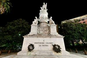 christopher columbus monument - genua, Italien foto