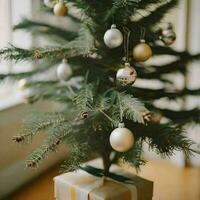 jul träd utrustad med Tillbehör foto