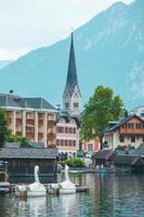 panoramautsikt över hallstatt city i österrike foto