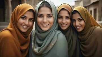 ai genererad skön grupp av muslims kvinnor leende och skrattande bär en hijab och dekorerad sjal foto