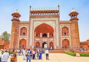 Uttar Pradesh, Indien, 10 maj 2018 - Great Gate i Agra Uttar Pradesh Indien foto