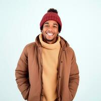 ai genererad Lycklig ung afro man leende bär vinter- kläder och isolerat på vit bakgrund. ai genererad. foto