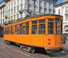 vintage spårvagn i Milano, Italien foto