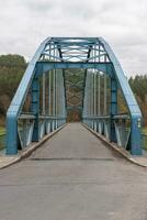 järn blå bro foto