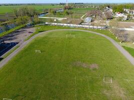 topp se av en lantlig stadion. fotboll stadion. foto