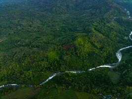 de skönhet av de morgon- panorama med soluppgång i indonesien by foto