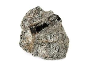 makro mineral sten schorl, svart turmalin på vit bakgrund foto