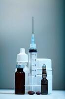 vaccin och medicin i klinik foto