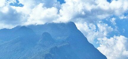 doi luang chiang dao natur studie webbplats, chiang mai provins, thailand. foto