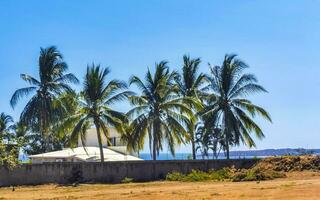 skön stad marinmålning landskap naturlig panorama se puerto escondido Mexiko. foto