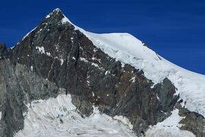 alpina alperna bergslandskap vid jungfraujoch, toppen av Europa Schweiz foto