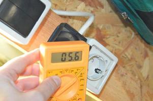 testare för mätning och reparation av elektriska apparater