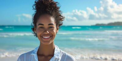 ai genererad kvinna i vit skjorta leende på de strand på en solig dag foto