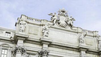 de trevi fontän är en fontän i rom, Italien. stock. den är största barock fontän i de stad. den är belägen i de rione av trevi foto