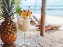 ai genererad en ananas cocktail på en tabell på en strand foto