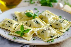 ai genererad ravioli med ricotta och spenat på en tallrik på en ljus trä bänkskiva. ai genererad. foto