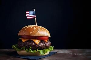 ai genererad hamburgare med små amerikan flagga på Det, mörk bakgrund, oss patriotisk stolt tema, neuralt nätverk genererad bild foto