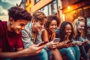ai generativ olika ung människor använder sig av smart mobil telefon enhet utomhus raser vänner tittar på smartphone tillsammans tonåringar ladda upp rulle video på social media plattform ungdom kult foto