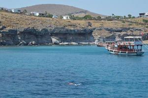 bodrum, turkiska - 02 juli 2020 yachter parkerade i marinan foto