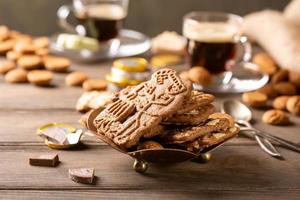 holländsk semester sinterklaas festlig frukost foto