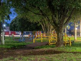 Cassilandia, Mato Grosso do Sul, Brasilien, 2021 -öppet gångområde Square Elza Vendrame foto