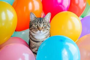 ai genererad katt sitter bland de festlig dekorationer. kattunge bland ballonger. generativ ai foto