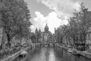 de dutch stad av amsterdam foto