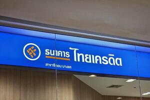Bangkok, thailand januari 09, 2024 thai kreditera Bank offentlig företag begränsad tecken. den var grundad i december 24, 2004. foto