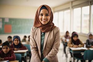 ai genererad porträtt av en leende 30-årig arab kvinna lärare i en modern ljus klassrum, genererad ai foto