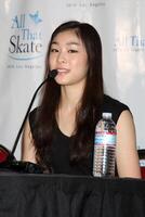 los angeles - sep 7 yuna kim på de Allt den där skridsko los angeles 2010 Tryck konferens på pickwick skridskoåkning rink på september 7, 2010 i burbank, ca foto