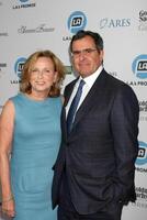 los angeles - september 27 megan chernin, Peter chernin anländer på las löfte 2011 gala på de stor balsal, hollywood högland på september 27, 2011 i los angeles, ca foto