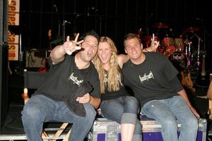 greg grunberg, bonnie sommerville, och guppa guiney foto