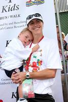 brandi chastain son jaden barn 4 barn runwalk århundrade stad, ca april 27, 2008 foto