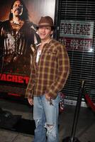 los angeles - aug 25 clifton collins jr. ankommer på de machette premiär på orpheum teater på augusti 25, 2010 i los angeles, ca foto