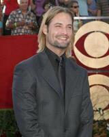 josh holloway bästa sändningstid emmys 2005 helgedom hörsal los angeles, ca september 18, 2005 foto